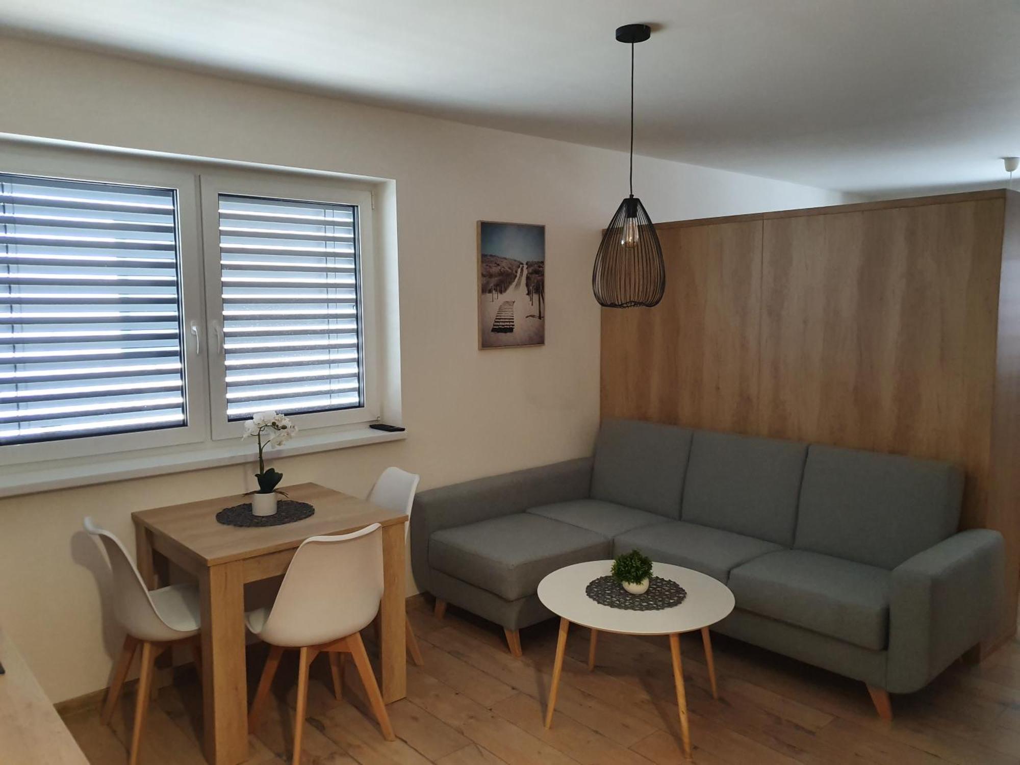 Domirexgroup Apartments Лученец Экстерьер фото