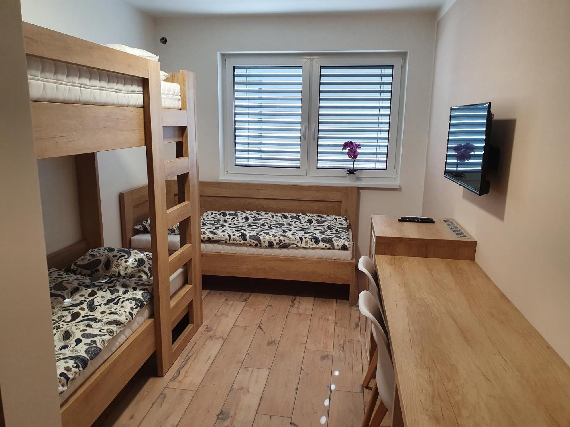 Domirexgroup Apartments Лученец Экстерьер фото