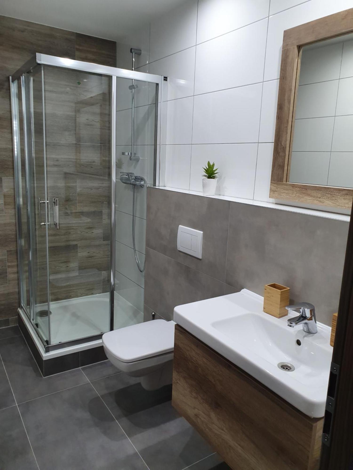 Domirexgroup Apartments Лученец Экстерьер фото