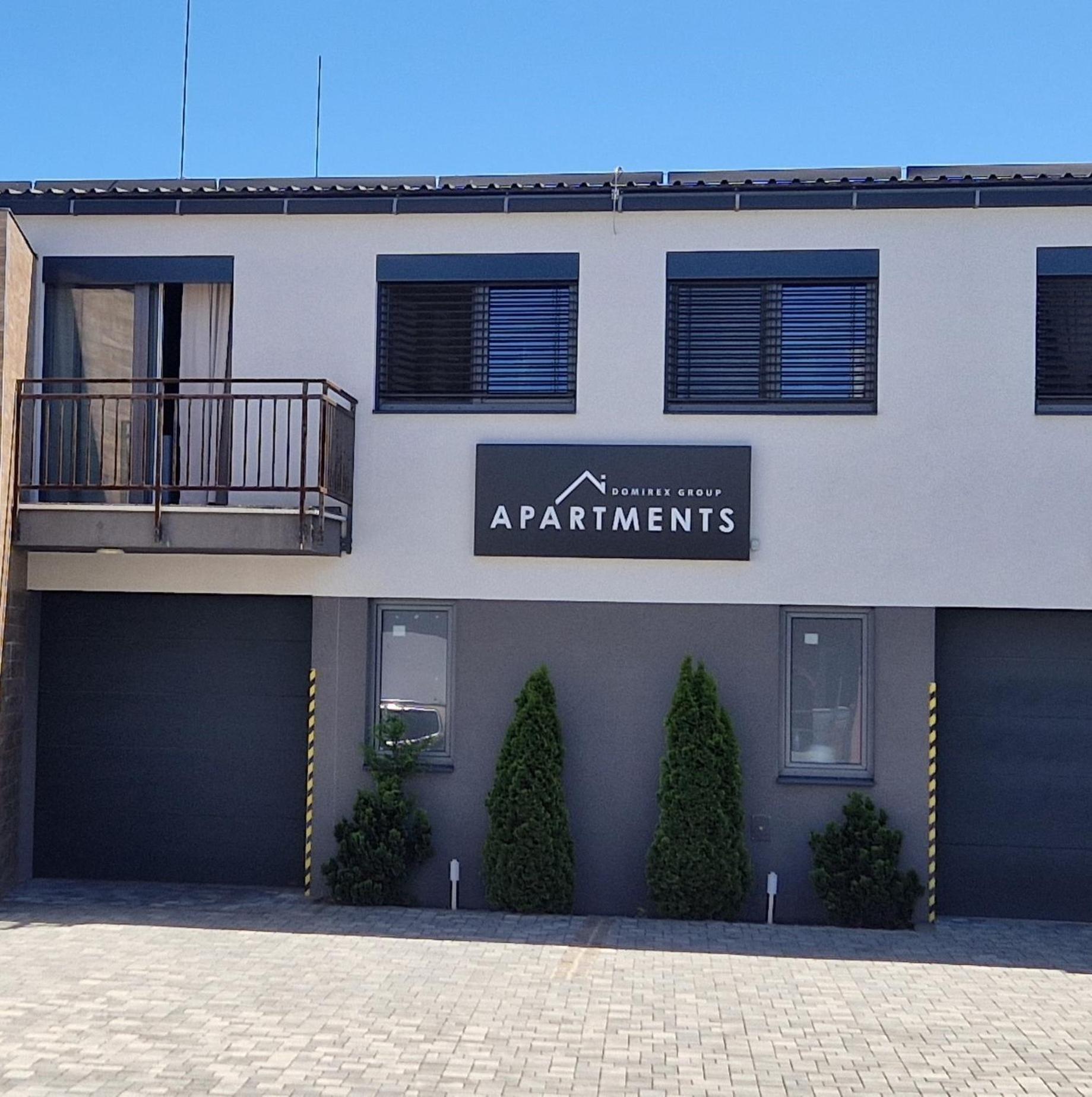 Domirexgroup Apartments Лученец Экстерьер фото